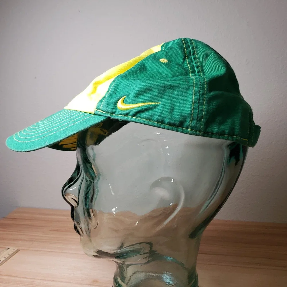 Nike Heritage One Size Adjustable Buckle Oregon Ducks‎ Hat Green Yellow Cap